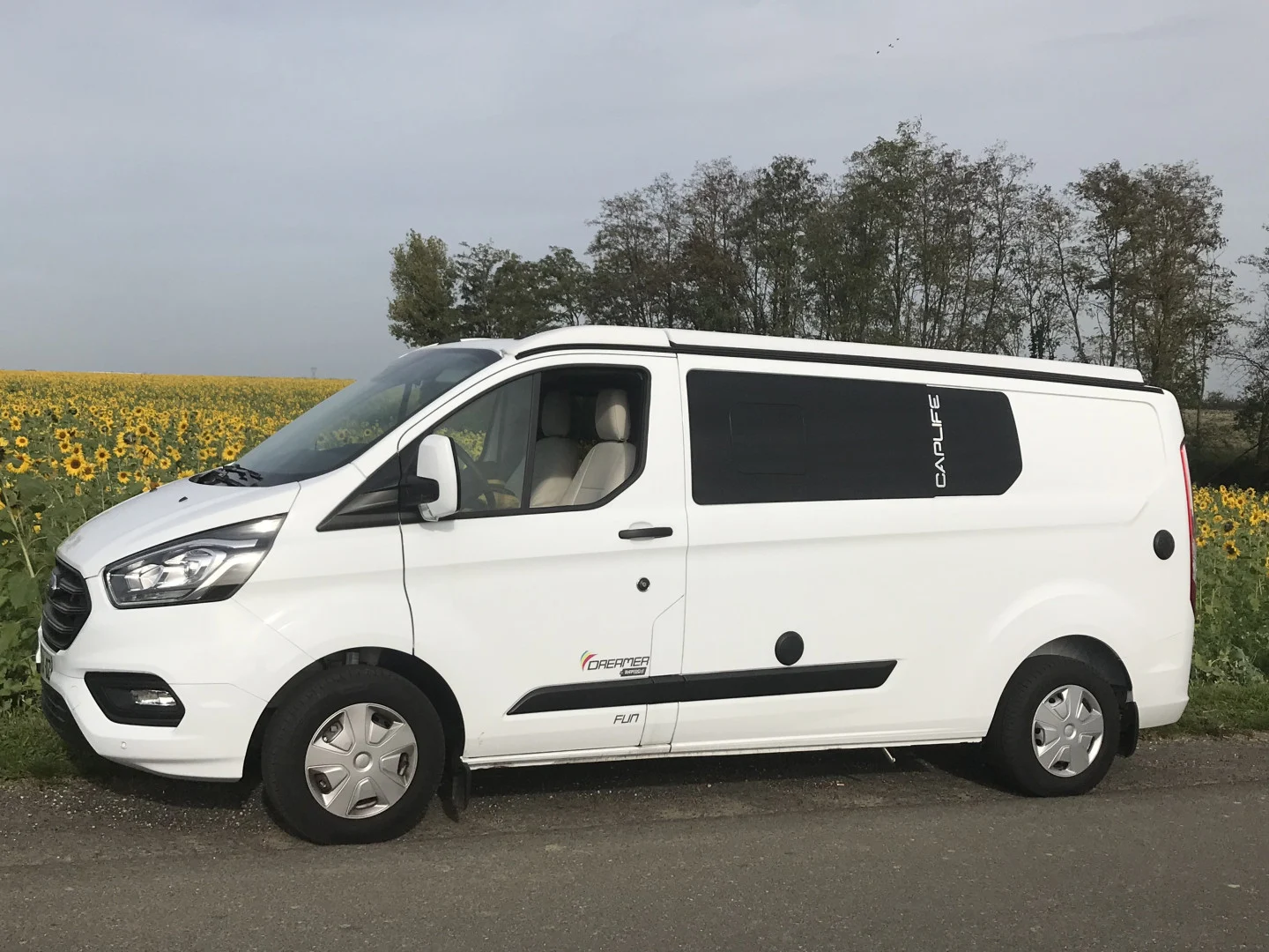 Location VAN PARIS