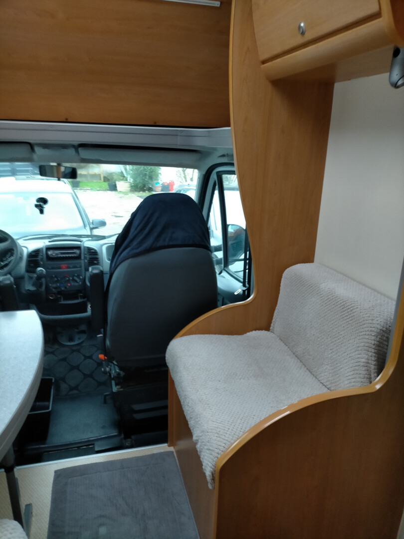 Photo 8